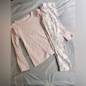 Rae Dunn “Give Thanks” set - size 4T